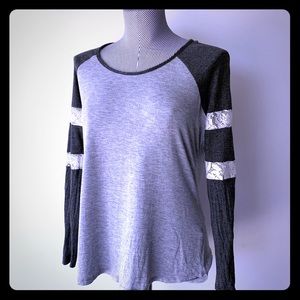 Charlotte Russe Long Sleeved T-shirt